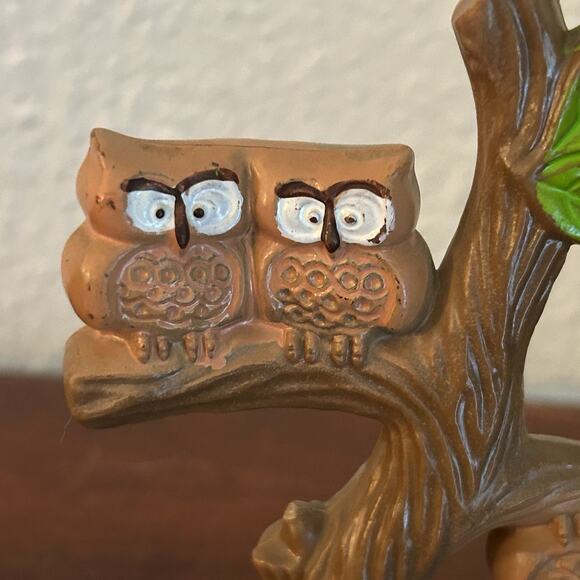 Vintage Hard Plastic Owl Figurine 3 Owls in Tree Hong Kong MCM - Picture 2 of 10